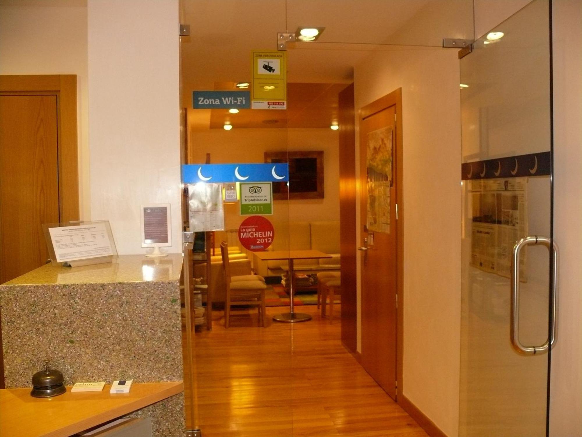 Hotel Nochendi Cangas de Onis Exterior photo
