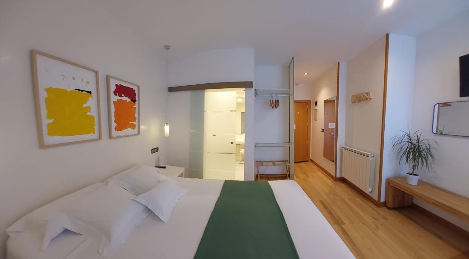 Hotel Nochendi Cangas de Onis Exterior photo