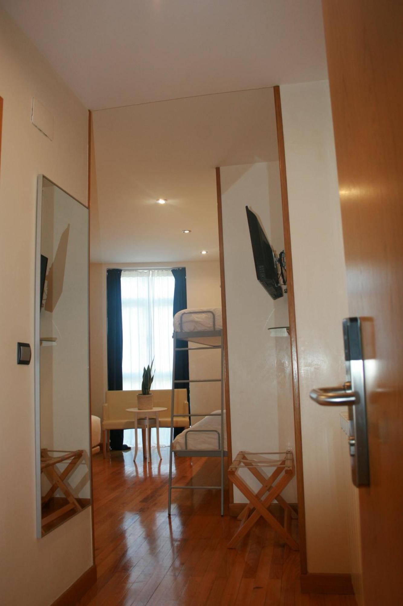 Hotel Nochendi Cangas de Onis Exterior photo
