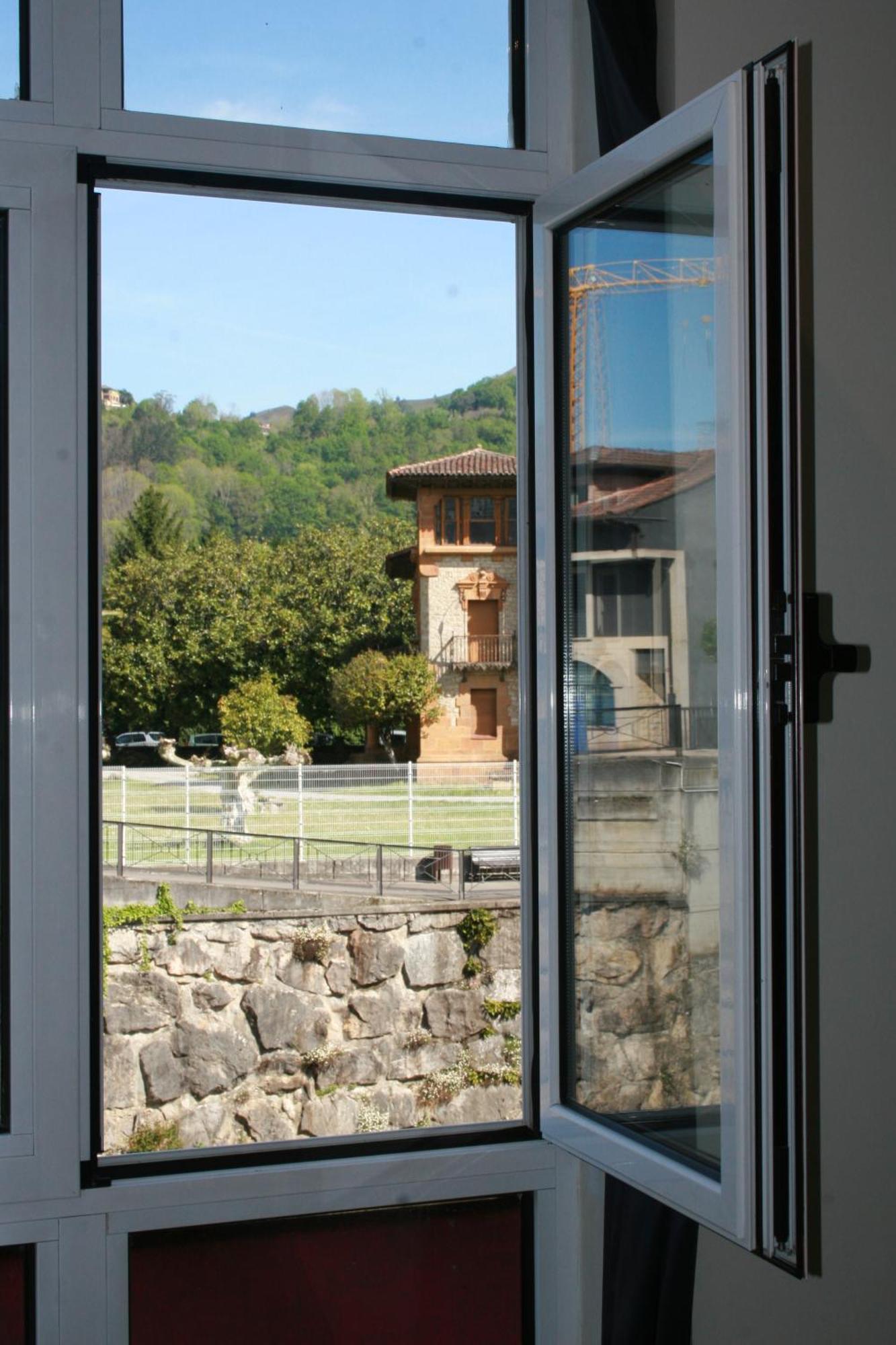 Hotel Nochendi Cangas de Onis Exterior photo