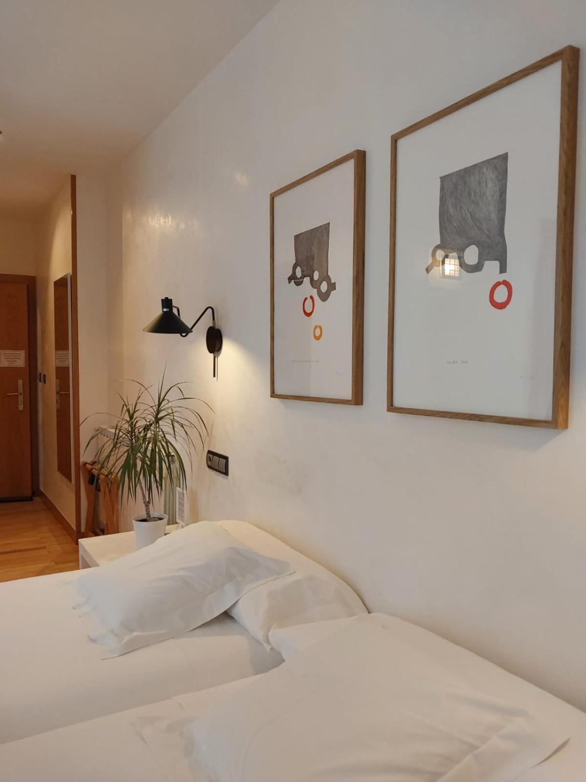 Hotel Nochendi Cangas de Onis Exterior photo